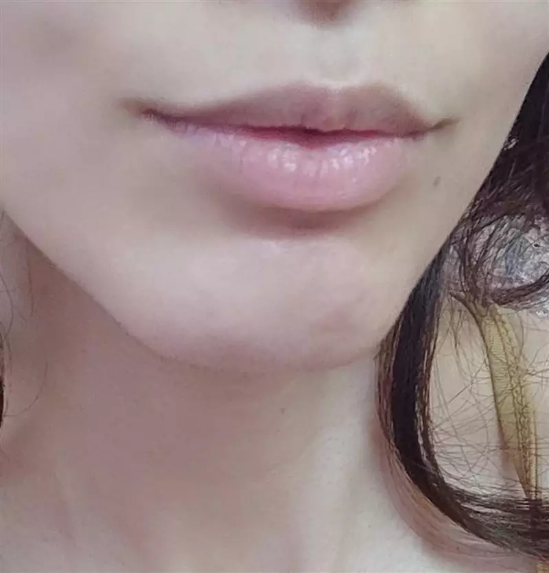 نتیجه مصرف تینت لب